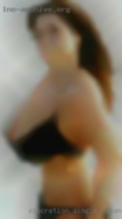 Discretion single woman guaranteed and expected near Mendota CA.