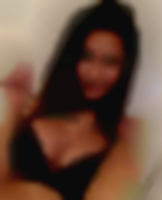 With horny women i find attractive.